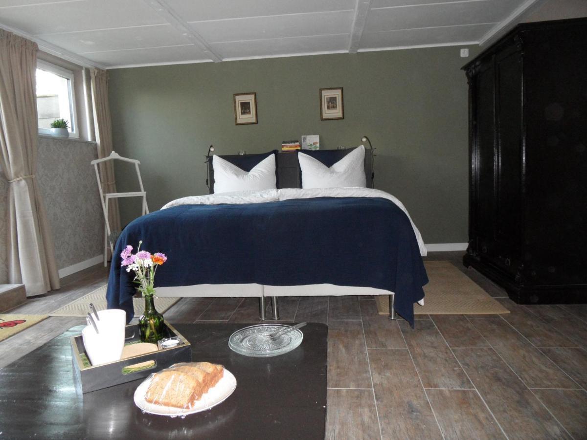 B&B Manderscheid-Blick Pantenburg Buitenkant foto